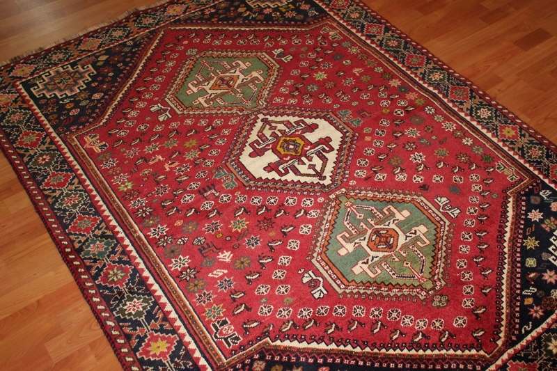 2.1-persian-qashgai-rug.jpg 2.1-persian-qashgai-rug.jpg