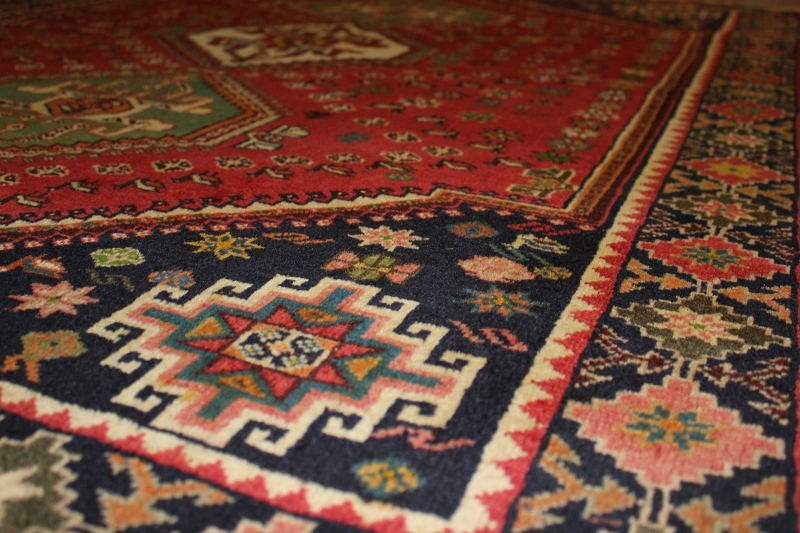 2.4-persian-qashgai-rug.jpg 2.4-persian-qashgai-rug.jpg