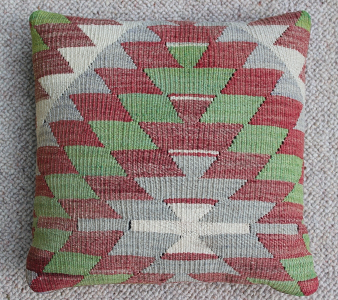 kilim-cushion-6-.jpg kilim-cushion-6-.jpg