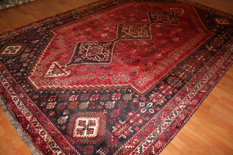persian-qashgai-rug-1.jpg persian-qashgai-rug-1.jpg