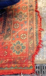 ushak-fringe-damage.jpg ushak-fringe-damage.jpg